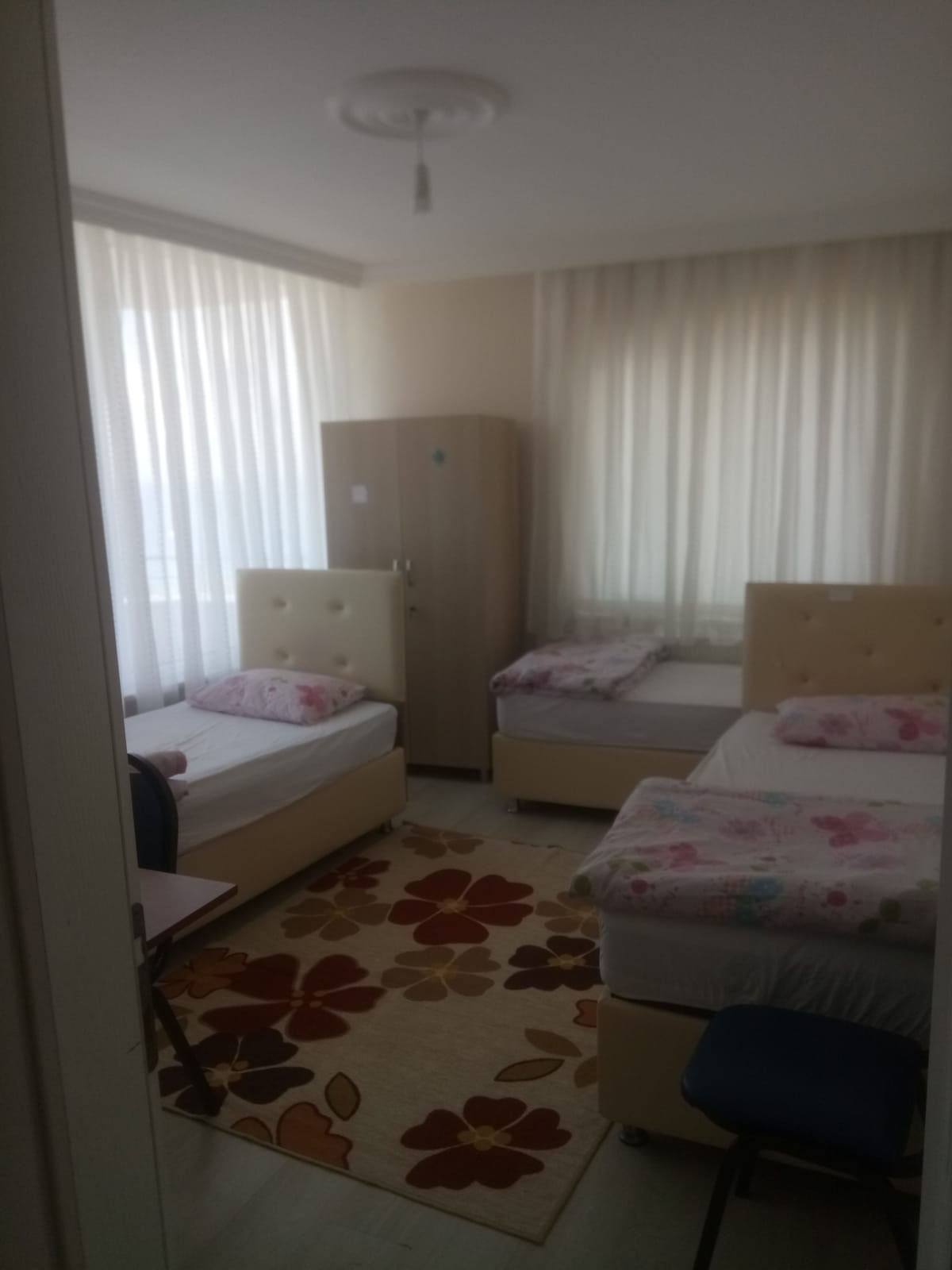 3 Kişilik